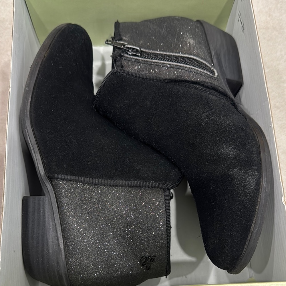 Black Ankle Boots with Zipper